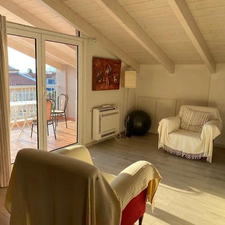 Sunny Apartment With Mountain View Патри Екстер'єр фото